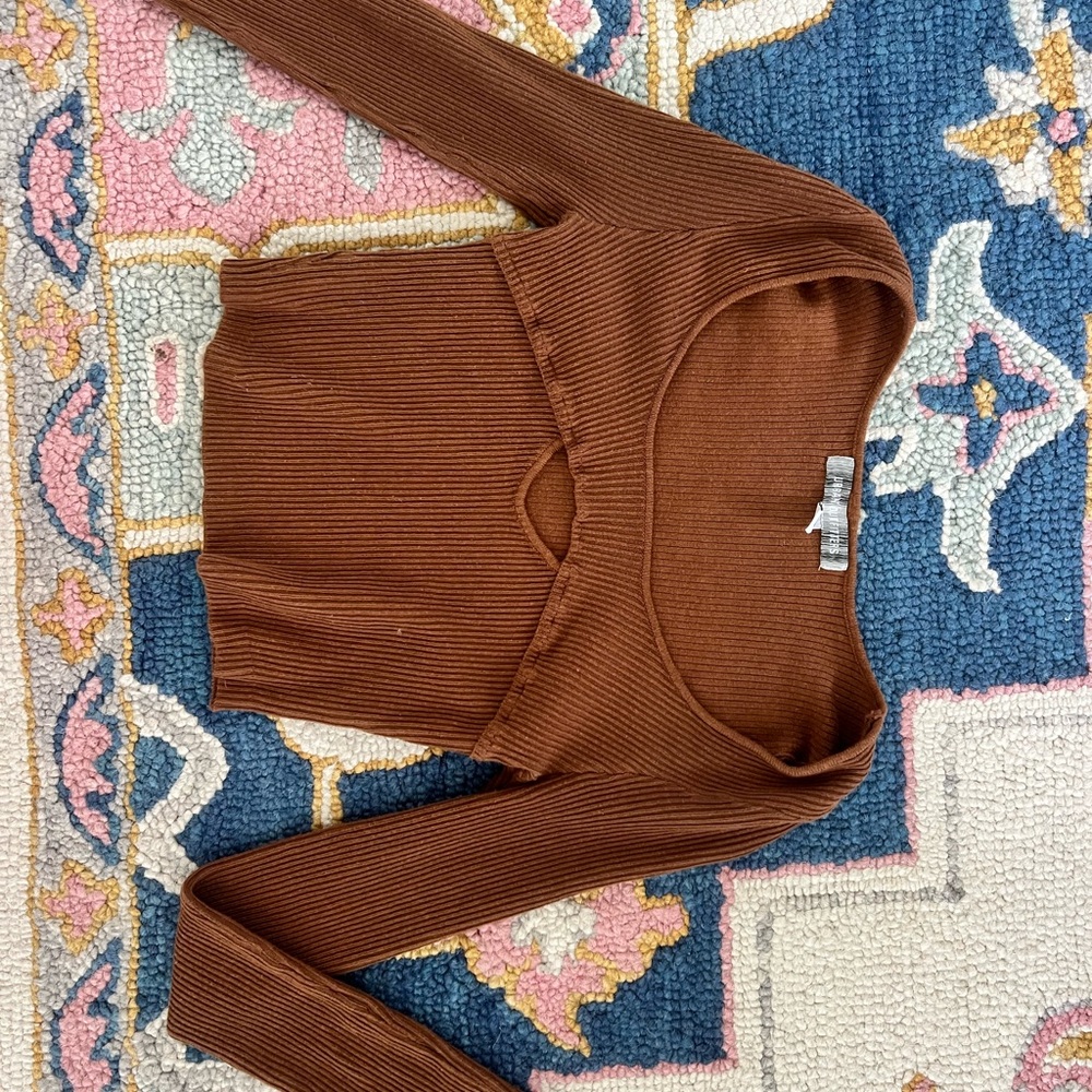 Urban Ourfitters ribbed brown long sleeve